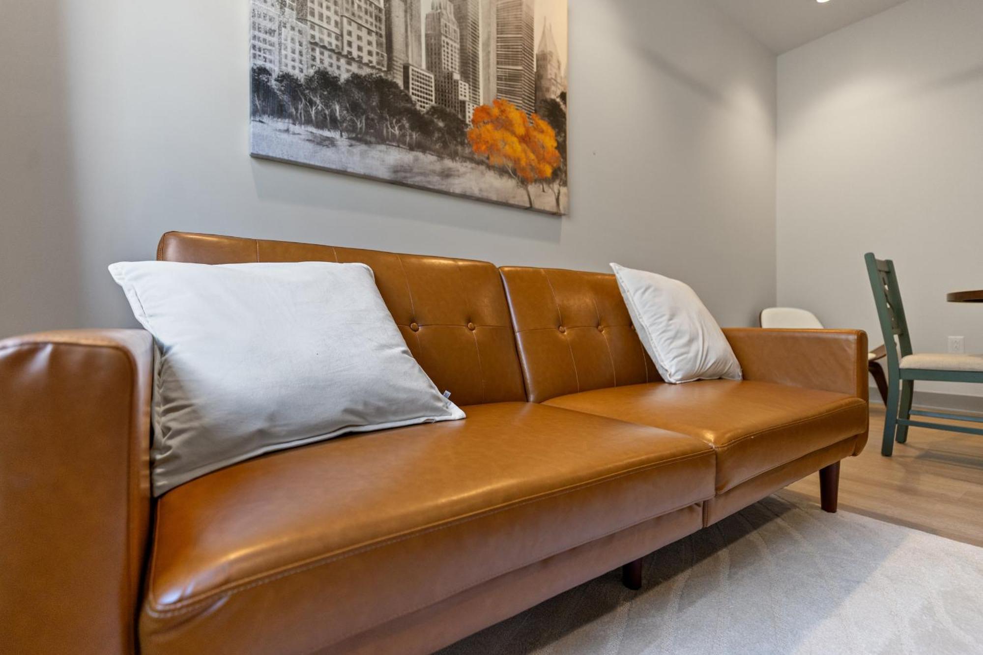 175 Lex - Walkable Downtown & Rupp Arena - Full