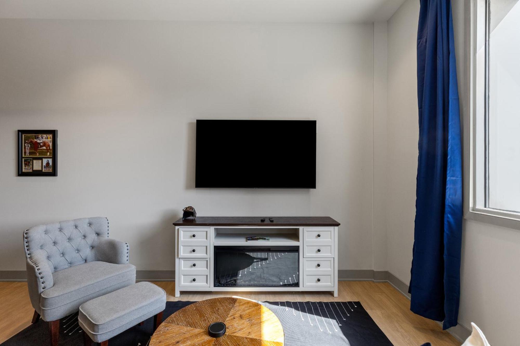175 Lex - Walkable Downtown & Rupp Arena - Full Lexington