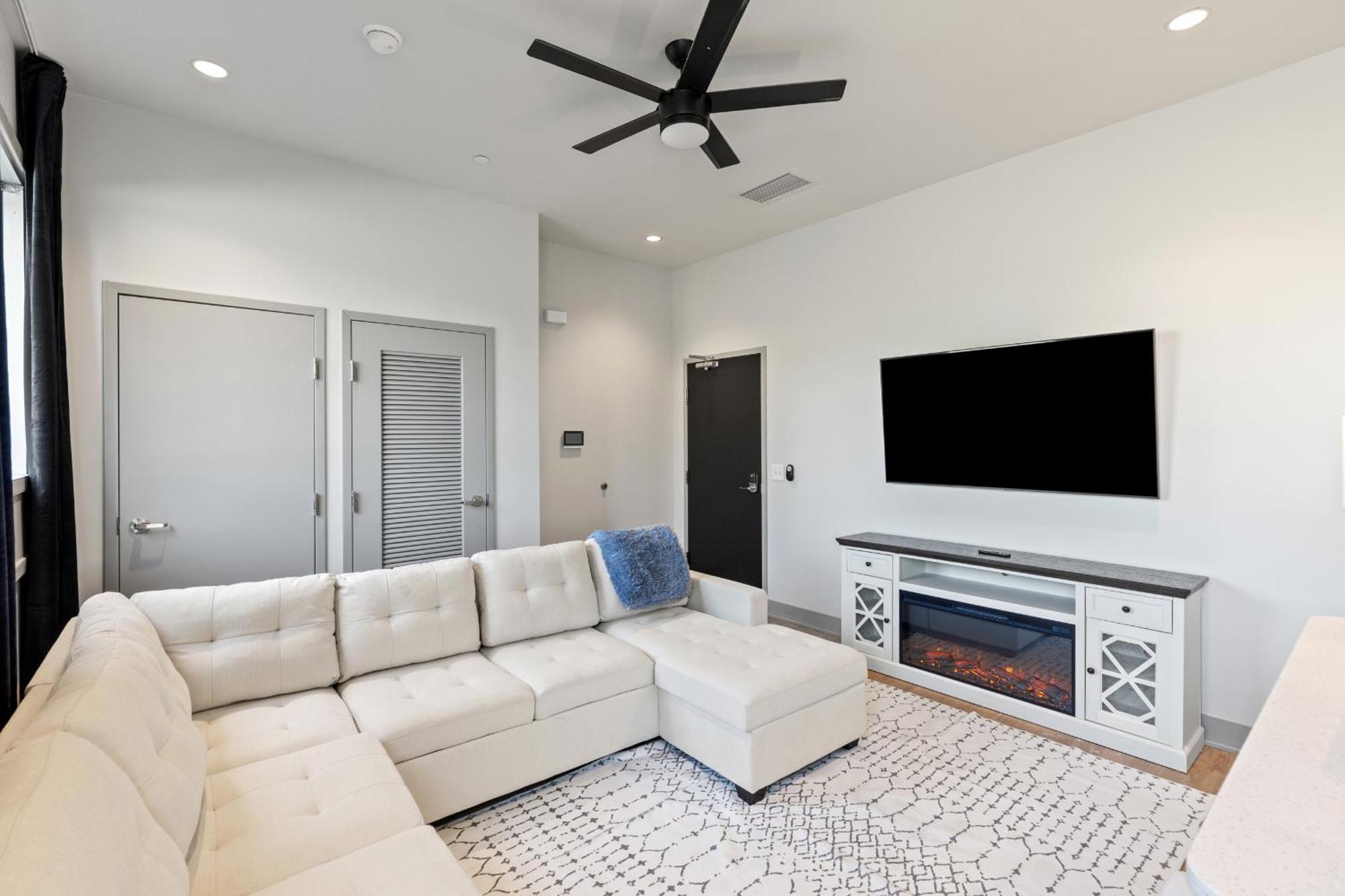 175 Lex - Walkable Downtown & Rupp Arena - Full * Lexington